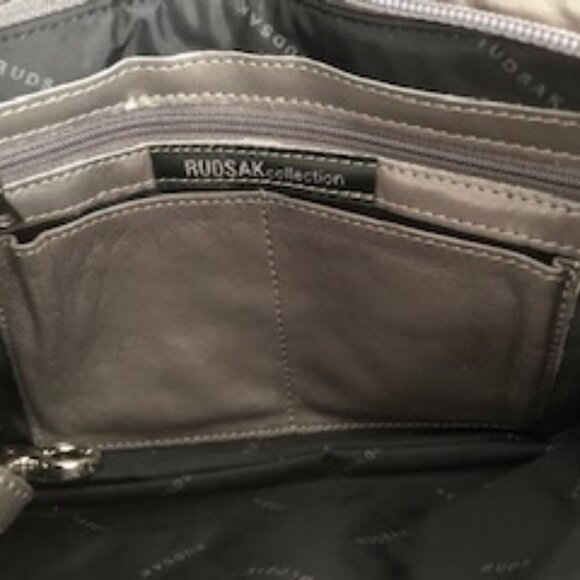 Rudsak Leather Clutch Wristlet w Metal Hardware Detachable Hand Strap Grey Sz OS - Picture 4 of 4